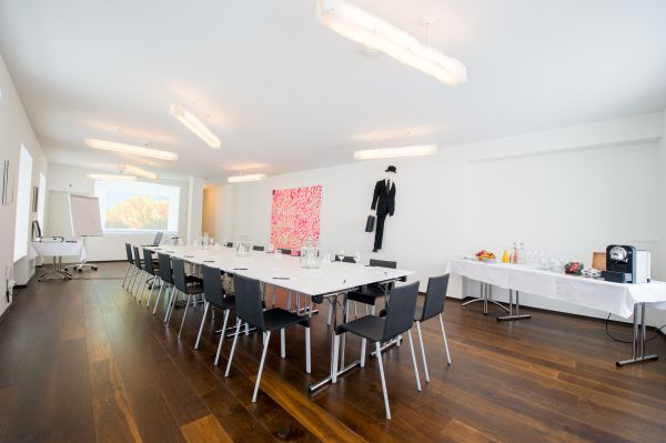 Shine&Dine in Basel