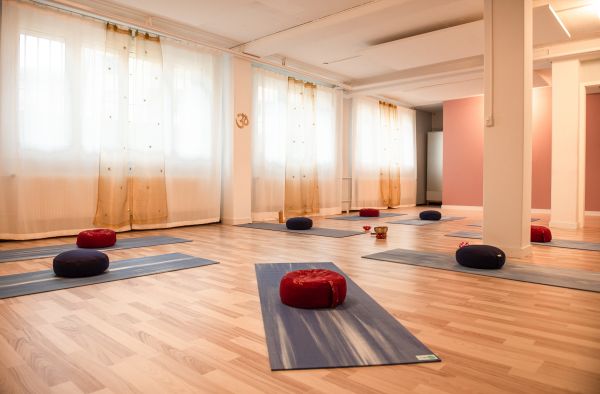 RAUM für Nicht-Tun, Yoga und Achtsamkeit in Bern
