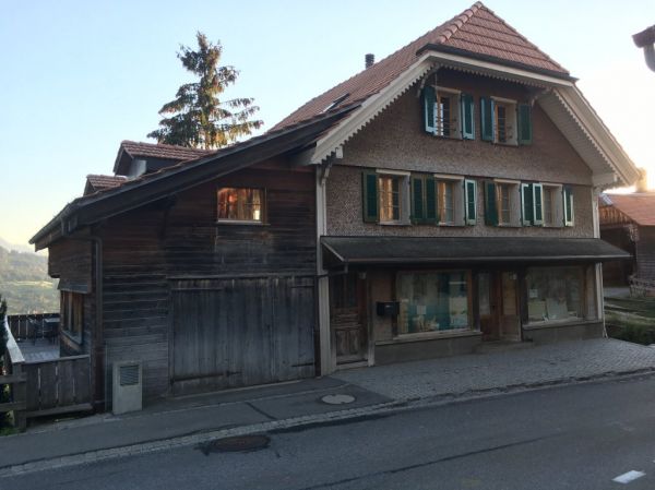 Das "Weitblick-Haus" in Guggisberg für Ihre Ferien, Privatanlässe und Seminare in Guggisberg