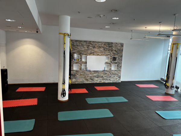 Fitnessraum direkt beim SBB in Basle in Basel