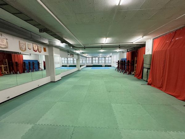 Training Sport Yoga Raum in 8048