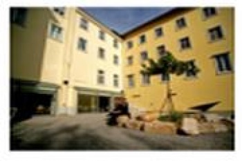 Party-Space in Bielersee (BE)