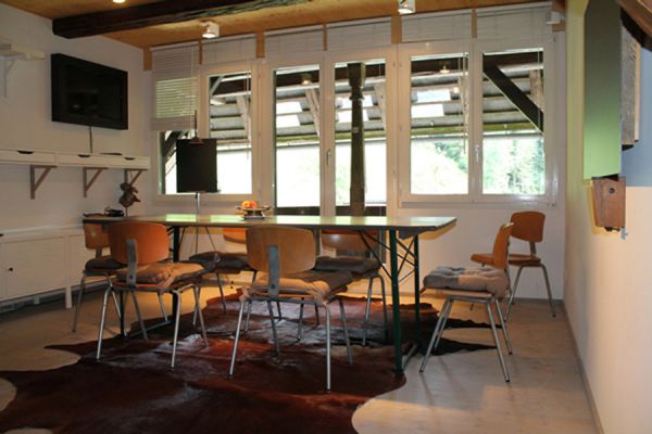 Seminarraum indoor/outdoor für den Kader bis zu 32 TN, entspannt tagen. in Aeschau