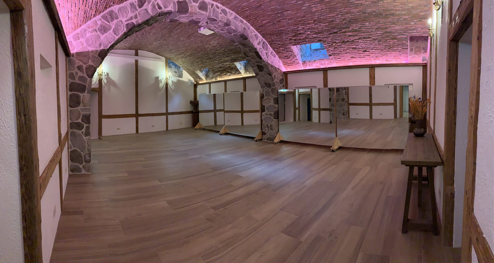 !! Dance Station !!, weiteres Bild