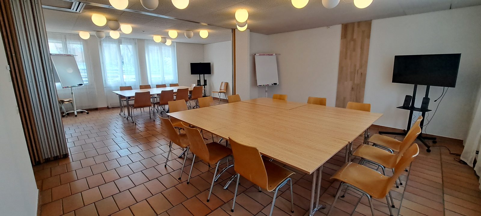 in Buchs ZH: Räume für Bewegung, Tanz, Seminare, Meetings oder Workshop, weiteres Bild