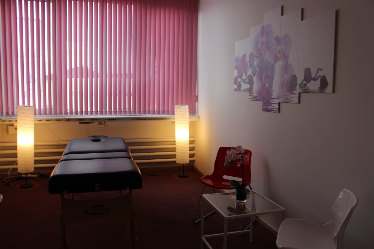 Studio Pilates Athletica- Lichtdurchfluteter Trainingsraum, weiteres Bild