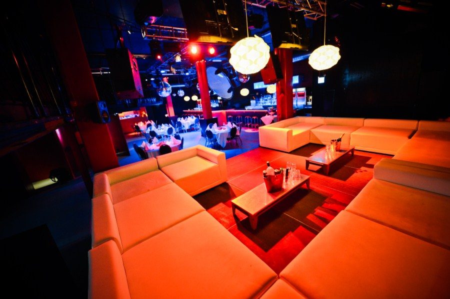 Floor-Club, weiteres Bild