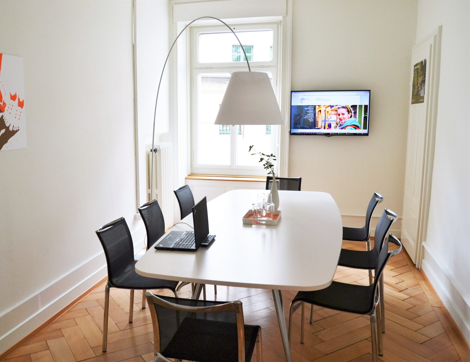 Kurs- und Sitzungszimmer, weiteres Bild